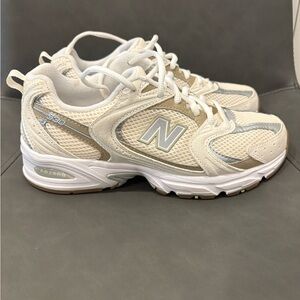 New Balance 530 Beige and White Sneakers